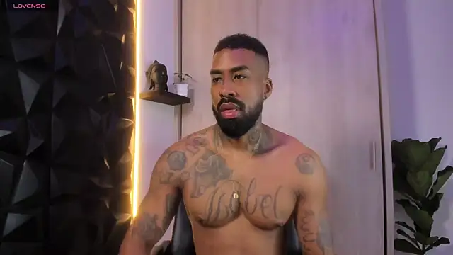 OstinDaniels online show from May 30, 10:04 pm