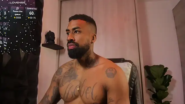 OstinDaniels online show from June 1, 11:04 pm