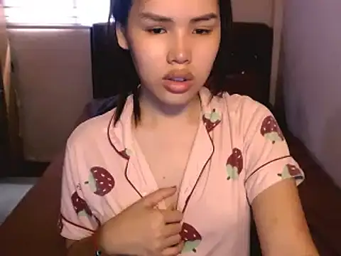 Snapshot of itsAsianFucker chatting on September 11, 4:56 am itsAsianFucker online show from September 11, 4:56 am