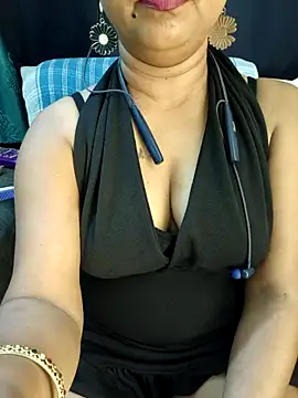 Sexy juhee online show from May 26, 7:45 pm