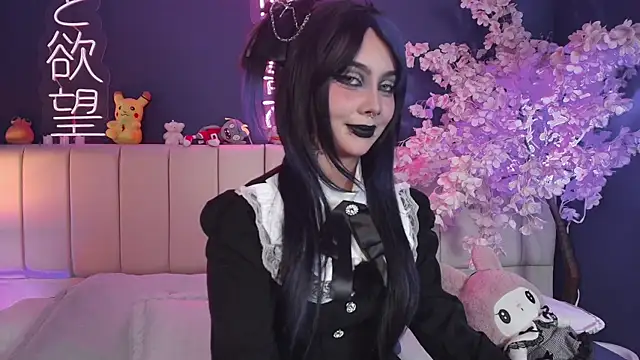 Shizuko  online show from April 28, 8:46 pm