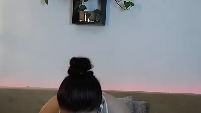 ScarletNoiree online show from November 5, 11:57 am