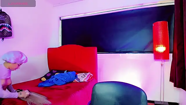 Snapshot of Britany_montiel chatting on May 11, 7:11 pm Britany montiel online show from May 11, 7:11 pm