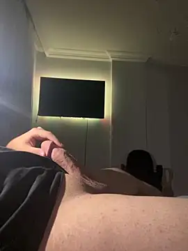 Erenn9972 online show from September 19, 11:31 pm