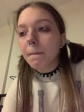 VesnaCrystal online show from February 11, 5:40 am