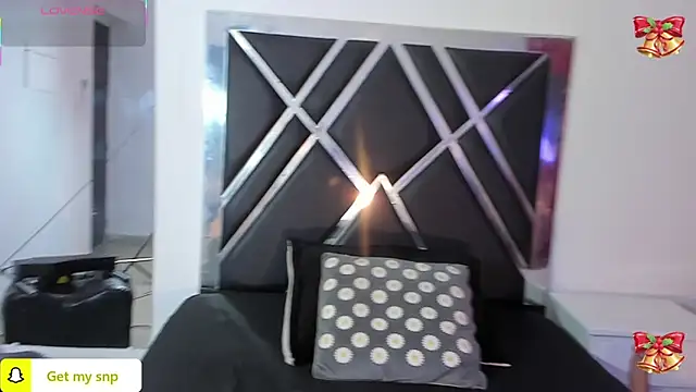 Michelle Lewis  online show from November 27, 12:33 am