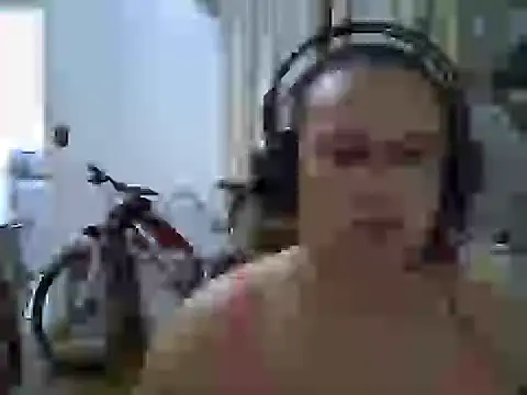 Snapshot of transgordimilf chatting on September 21, 8:19 am transgordimilf online show from September 21, 8:19 am