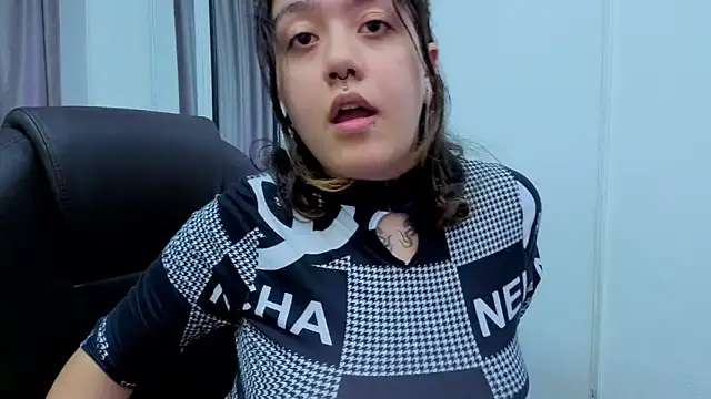Niaa Stark online show from April 23, 8:21 pm