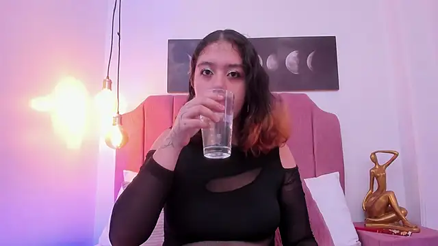 Niaa Stark online show from April 30, 3:35 am