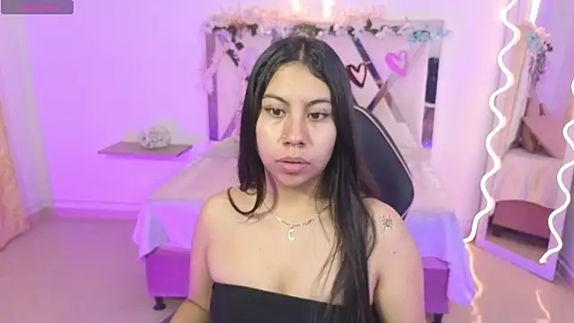 Snapshot of ZURY_TAY chatting on September 25, 11:38 am ZURY TAY online show from September 25, 11:38 am