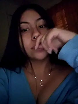 ZURY TAY online show from February 24, 3:40 am