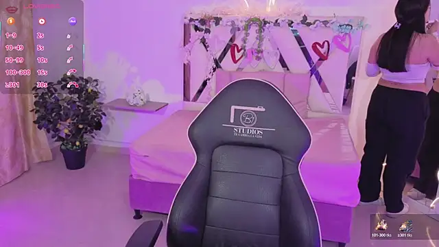 Snapshot of ZURY_TAY chatting on November 8, 11:47 am ZURY TAY online show from November 8, 11:47 am