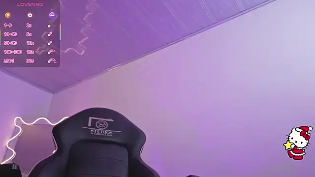 ZURY TAY online show from December 22, 11:43 am