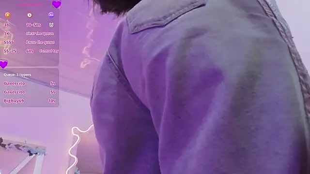 ZURY TAY online show from February 16, 11:42 am