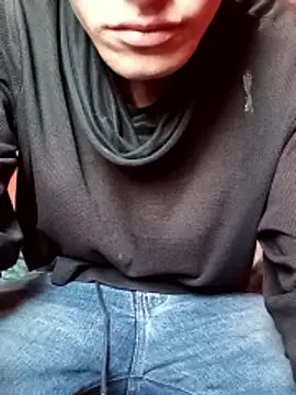 Hay-Viene-El-Huyy online show from February 9, 5:33 pm