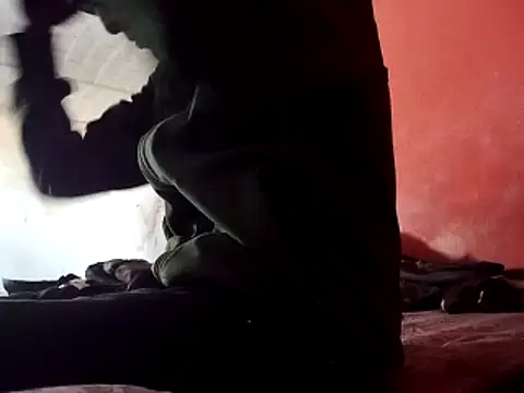 Hay-Viene-El-Huyy online show from November 30, 4:30 pm