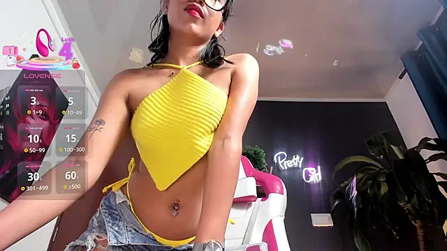 Snapshot of alicetaylor_1 chatting on May 9, 10:13 pm alicetaylor 1 online show from May 9, 10:13 pm