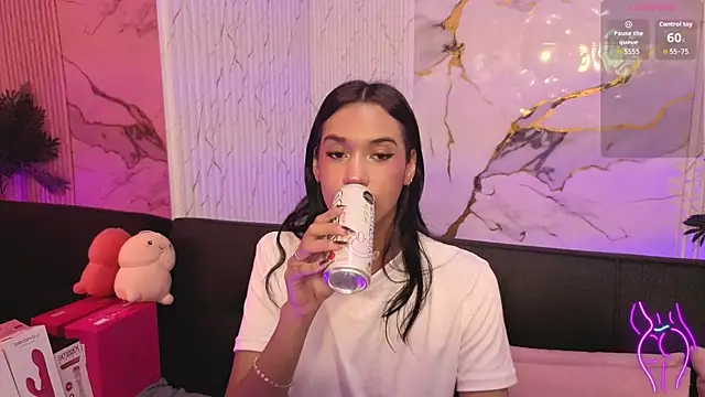 artemiss tay online show from April 10, 6:59 pm