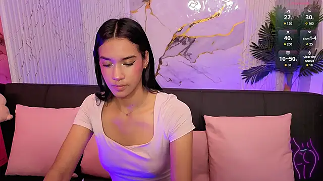 artemiss tay online show from April 11, 7:06 pm