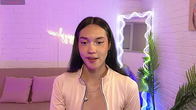 artemiss tay online show from October 29, 7:35 pm