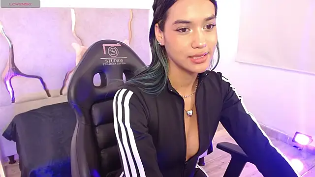 artemiss tay online show from January 14, 7:39 pm