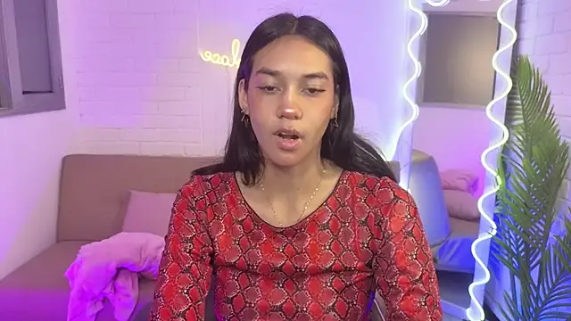 Snapshot of artemiss_tay chatting on September 8, 7:24 pm artemiss tay online show from September 8, 7:24 pm