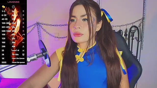Amyyslave online show from May 18, 3:06 am