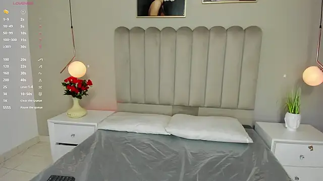 Snapshot of Dani_rosse_ chatting on June 6, 1:05 pm Dani rosse online show from June 6, 1:05 pm