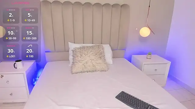 Dani rosse  online show from November 20, 1:23 pm