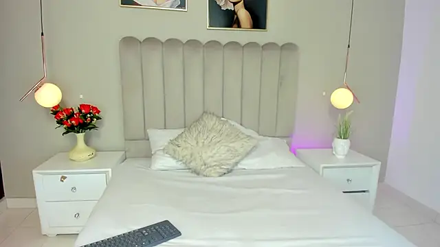 Snapshot of Dani_rosse_ chatting on May 1, 1:49 pm Dani rosse online show from May 1, 1:49 pm