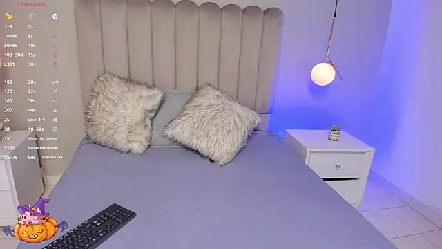 Dani rosse  online show from October 7, 12:50 pm