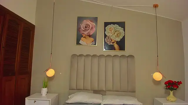 Snapshot of Dani_rosse_ chatting on June 5, 1:28 pm Dani rosse online show from June 5, 1:28 pm