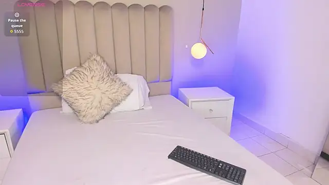 Dani rosse  online show from November 18, 1:03 pm