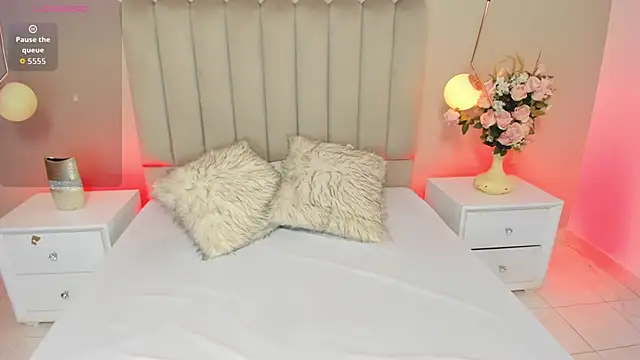 Dani rosse  online show from November 8, 12:52 pm