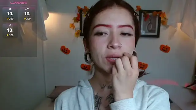 Snapshot of Evanss_lx chatting on October 17, 12:51 pm Evanss lx online show from October 17, 12:51 pm