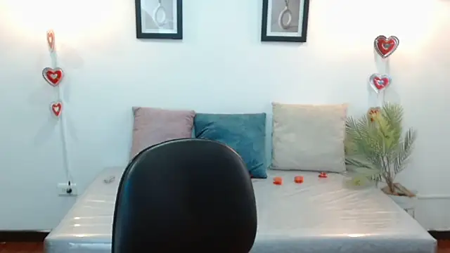 Evanss lx online show from February 20, 7:27 pm