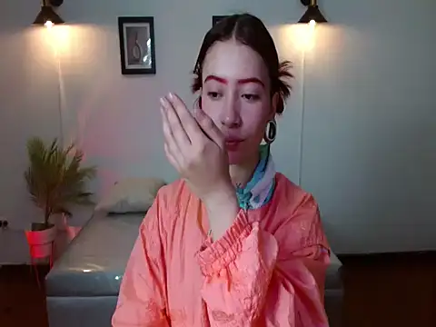 Evanss lx online show from November 14, 12:42 pm