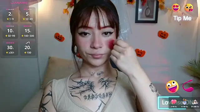 Snapshot of Evanss_lx chatting on October 7, 5:47 pm Evanss lx online show from October 7, 5:47 pm