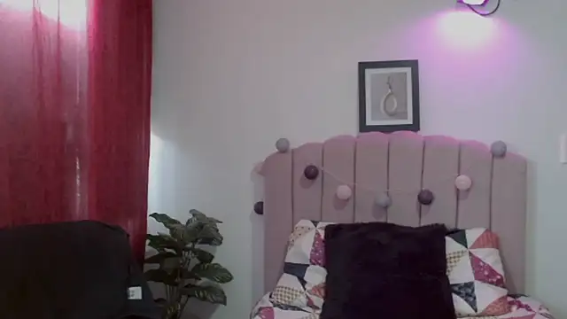 Snapshot of Evanss_lx chatting on July 16, 7:44 pm Evanss lx online show from July 16, 7:44 pm