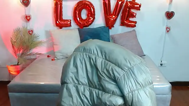 Evanss lx online show from February 10, 7:24 pm