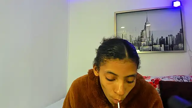 Snapshot of sarah_ashbourne chatting on October 10, 12:06 pm sarah ashbourne online show from October 10, 12:06 pm