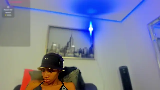 Snapshot of sarah_ashbourne chatting on September 18, 12:30 pm sarah ashbourne online show from September 18, 12:30 pm