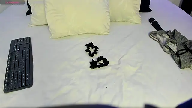 sarah ashbourne online show from October 29, 12:15 pm