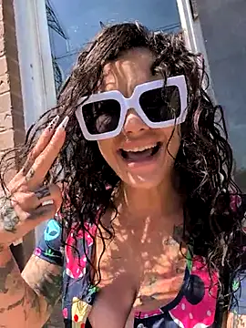 Av3ryyBe3 online show from May 25, 3:11 pm