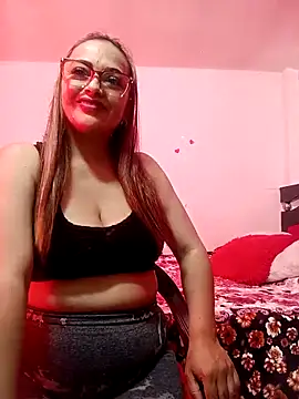 Snapshot of Lady_16 chatting on October 2, 9:29 pm Lady 16 online show from October 2, 9:29 pm