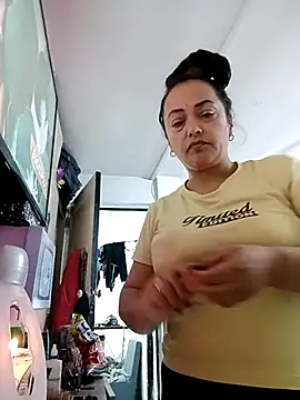 Lady 16 online show from November 9, 11:53 pm