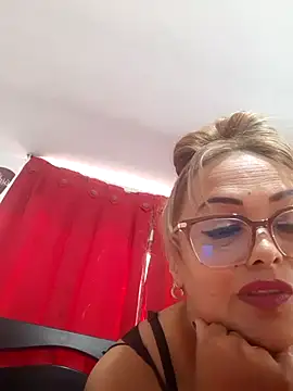 Lady 16 online show from March 27, 5:03 pm