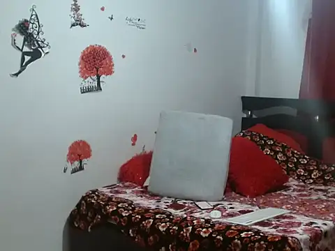 Lady 16 online show from November 30, 12:00 am