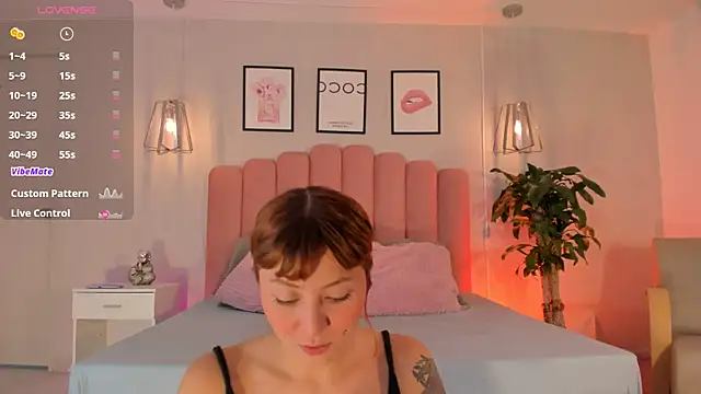 Snapshot of raven_black_ chatting on September 29, 1:50 pm raven black online show from September 29, 1:50 pm