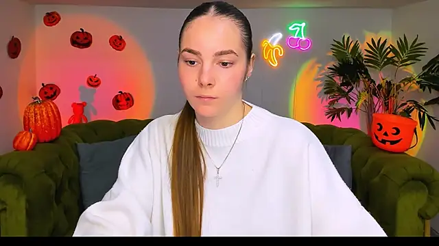 rad rebel  online show from November 8, 5:55 am